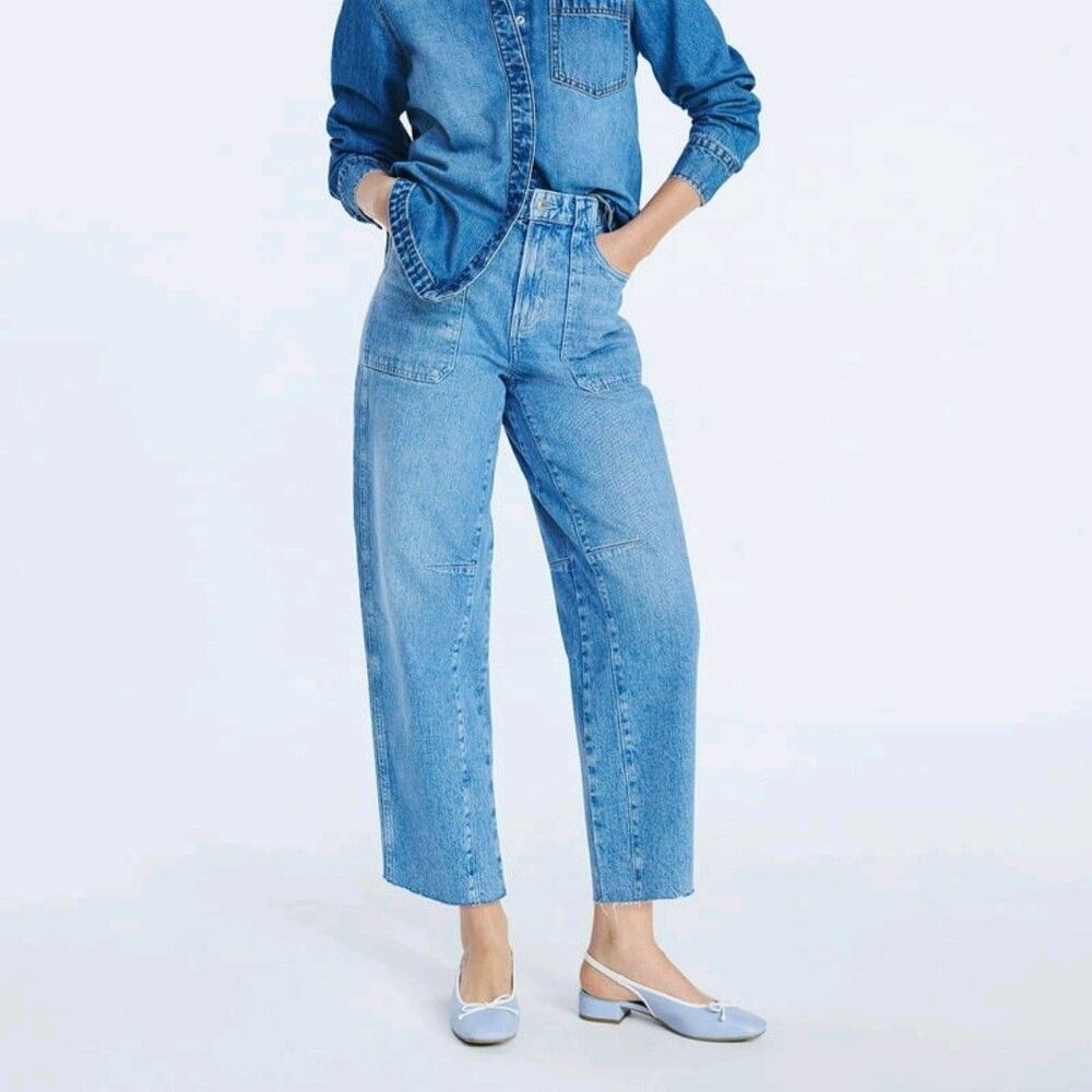 NWT Free Assembly Size 14 Light Wash Barrel Leg High Rise Utility Carpenter Jean